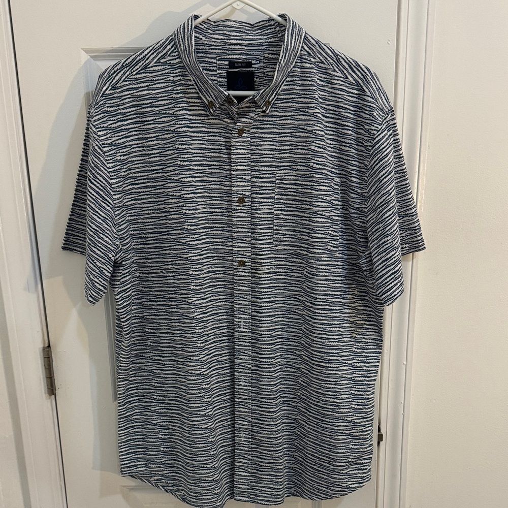 Prana Navy and White Patterned Button Down Shirt